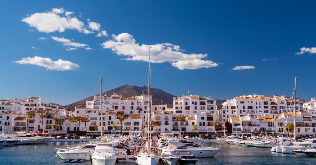 Cozy 2-Bed 2-Bathroom Apartment In Marbella Town Centre Exterior photo