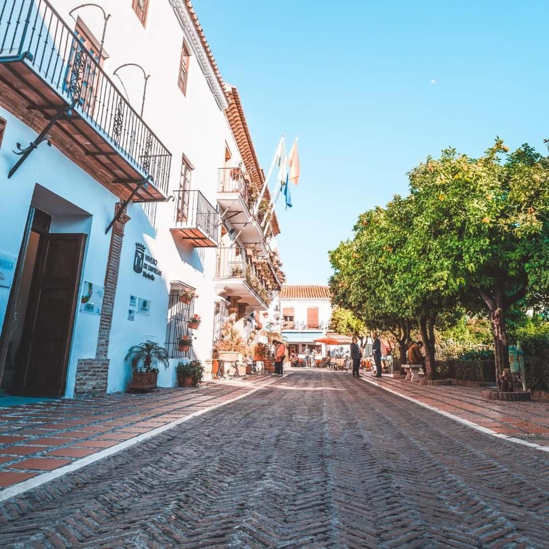 Cozy 2-Bed 2-Bathroom Apartment In Marbella Town Centre Exterior photo